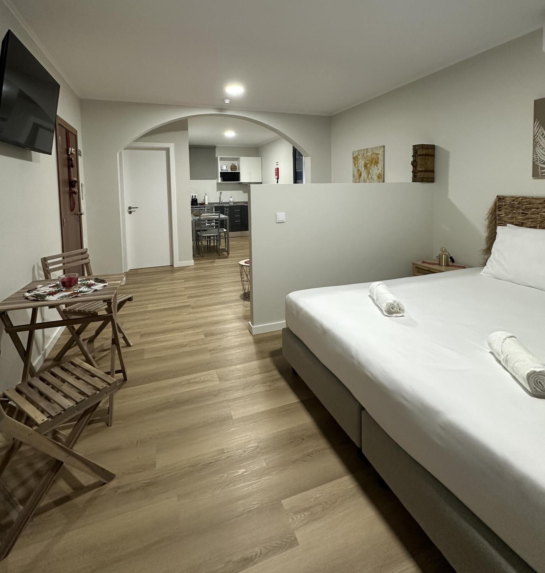 Oasis Suites - Funchal Экстерьер фото